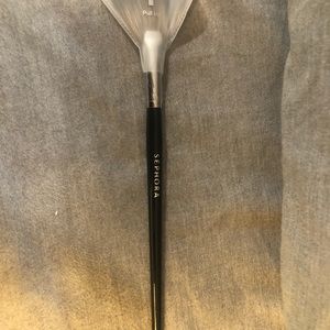 Sephora collection pro fan brush #65